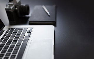 阿尔卡拉斯0-2不敌梅德韦杰夫16连胜终结！